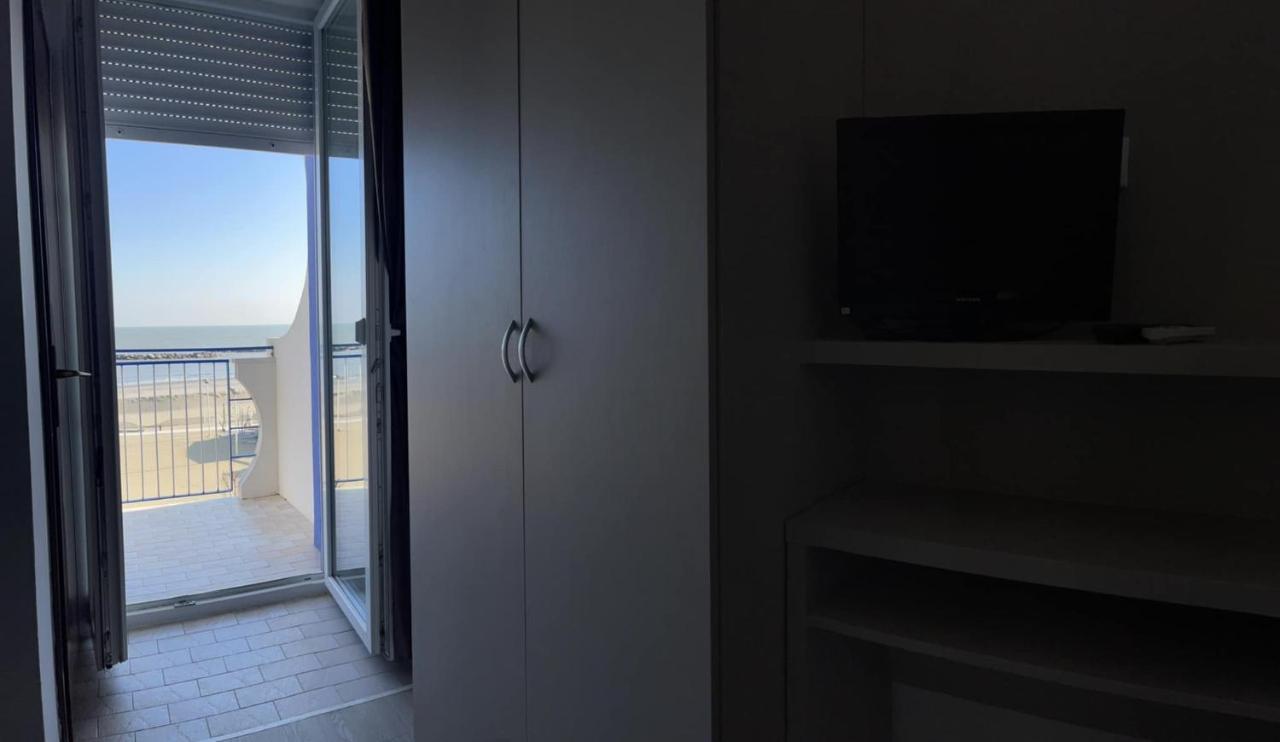 Hotel Ideal Rimini Exterior foto