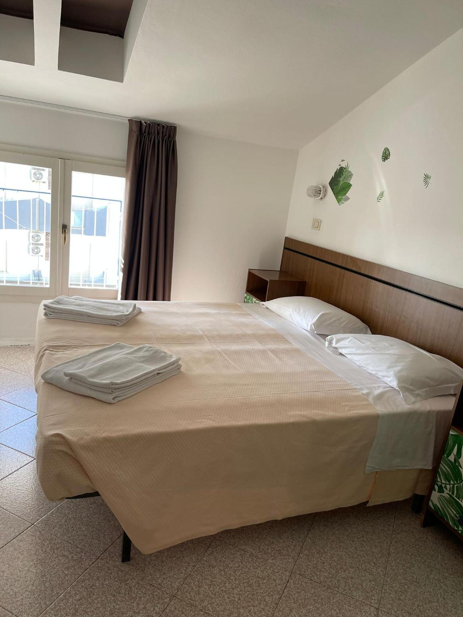 Hotel Ideal Rimini Exterior foto