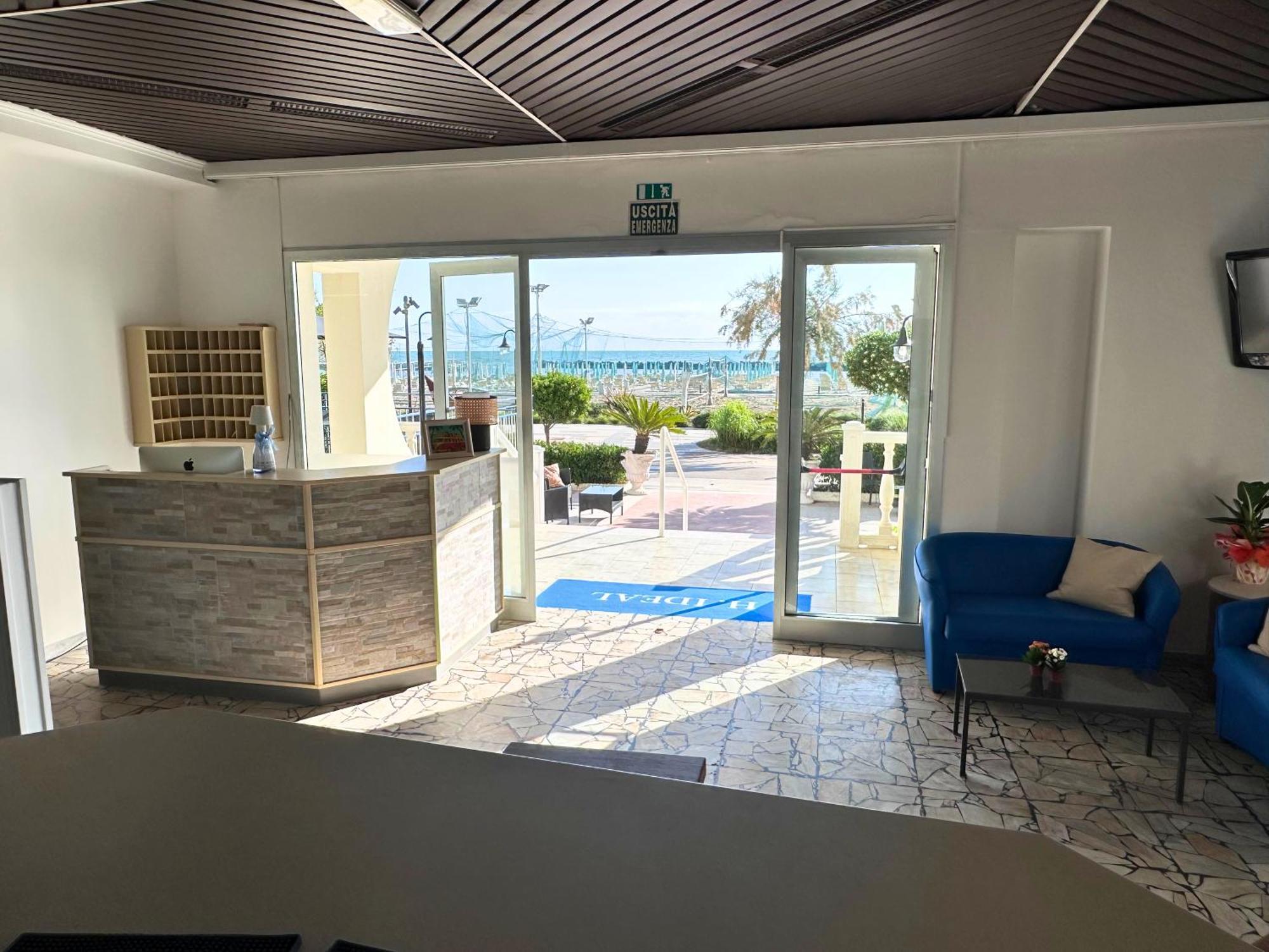 Hotel Ideal Rimini Exterior foto